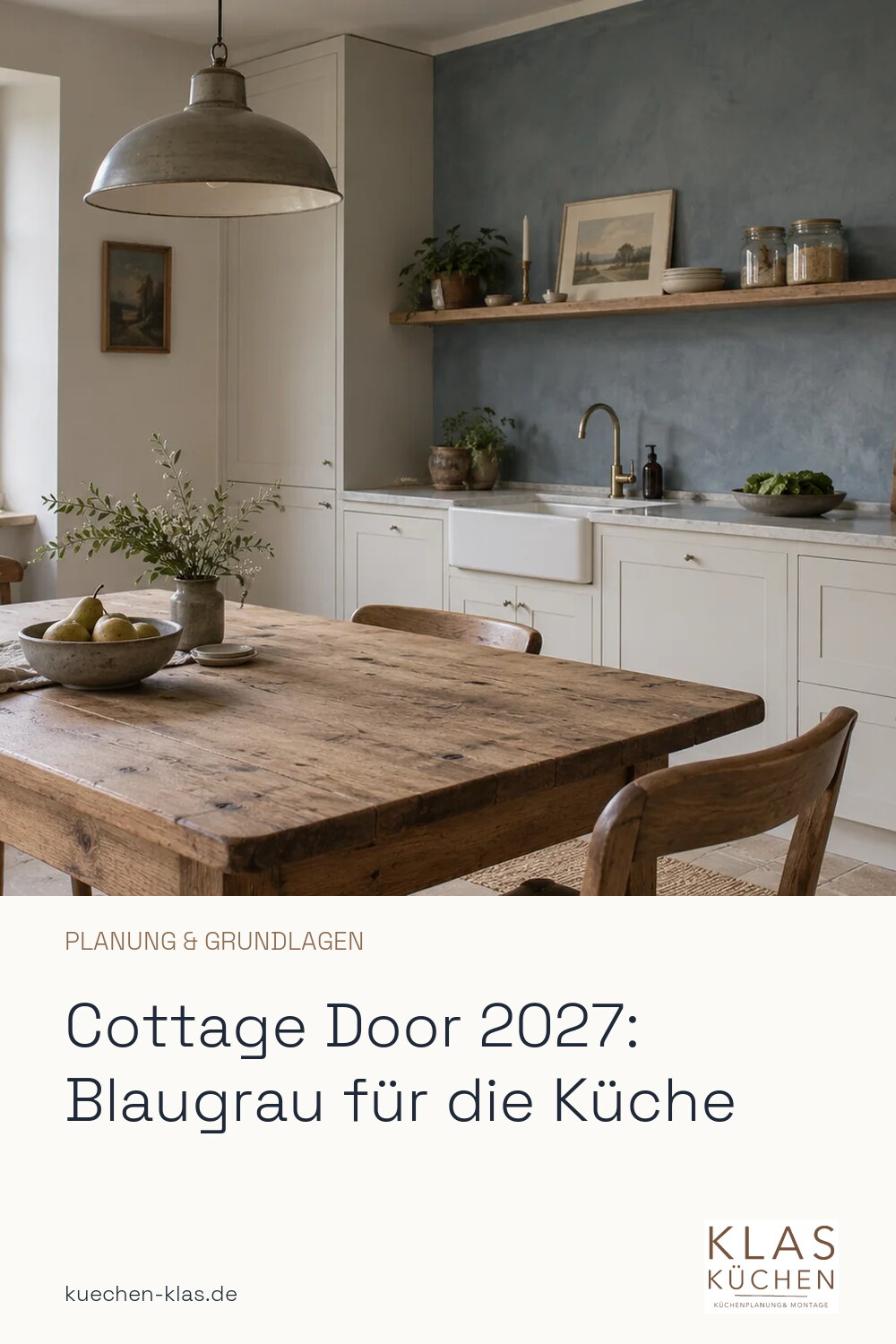 Cottage Door 2027: Blaugrau für die Küche